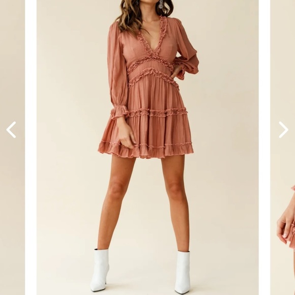 Saints + Secrets Selfie Leslie Laney Long Sleeve V-Neck Ruffle Mini Dress - Picture 2 of 11